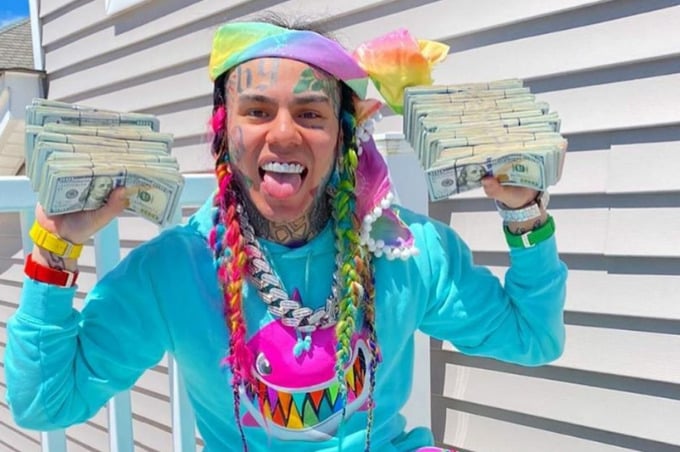 descubre cuanto es la impresionante fortuna de tekashi 69 un analisis detallado