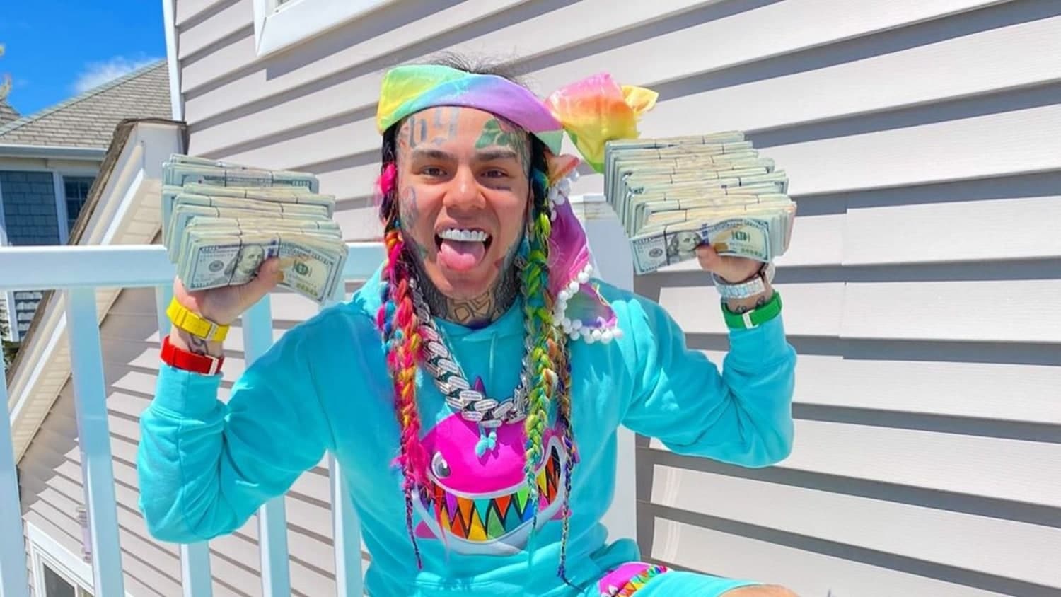 tekashi 6ix9ine dona miles de dolares a familias necesitadas responden las redes sociales exigiendo mas ayuda